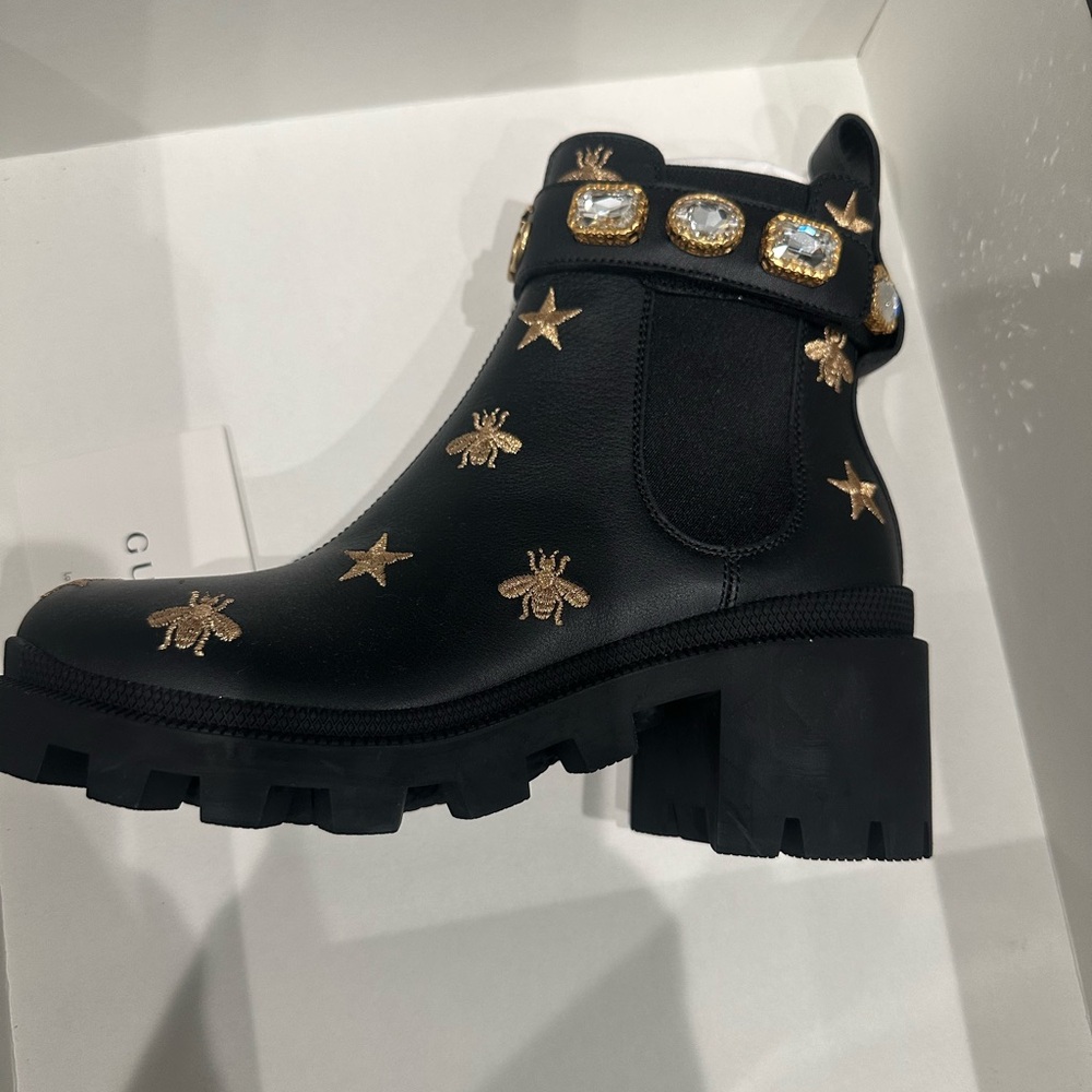Gucci bee boots size 5 new MIRO SOFT/MIRO SOFT
NERO/NERO